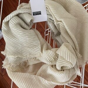 Nordstrom Rack Women’s Gold Scarf. New with tags! One size.